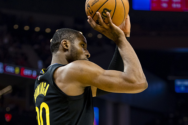 从<a href=/lanqiuall/cavs/ target=_blank class=infotextkey>骑士</a>到太阳的蜕变！凯文-约翰逊以自身经历开导库明加